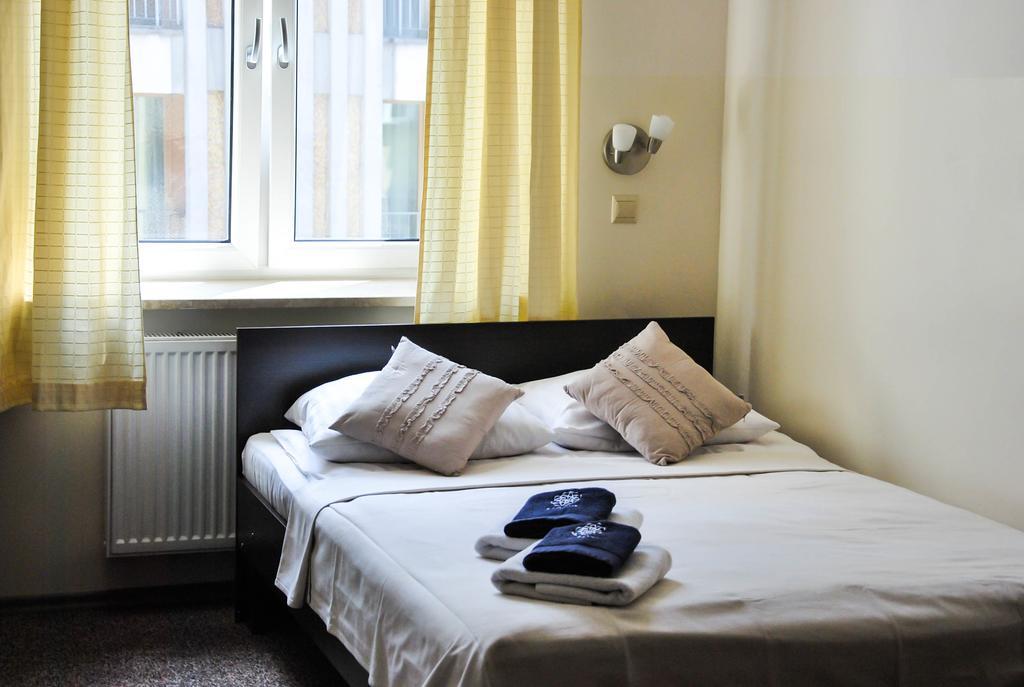 Aparthotel Kadetus Cracóvia Exterior foto