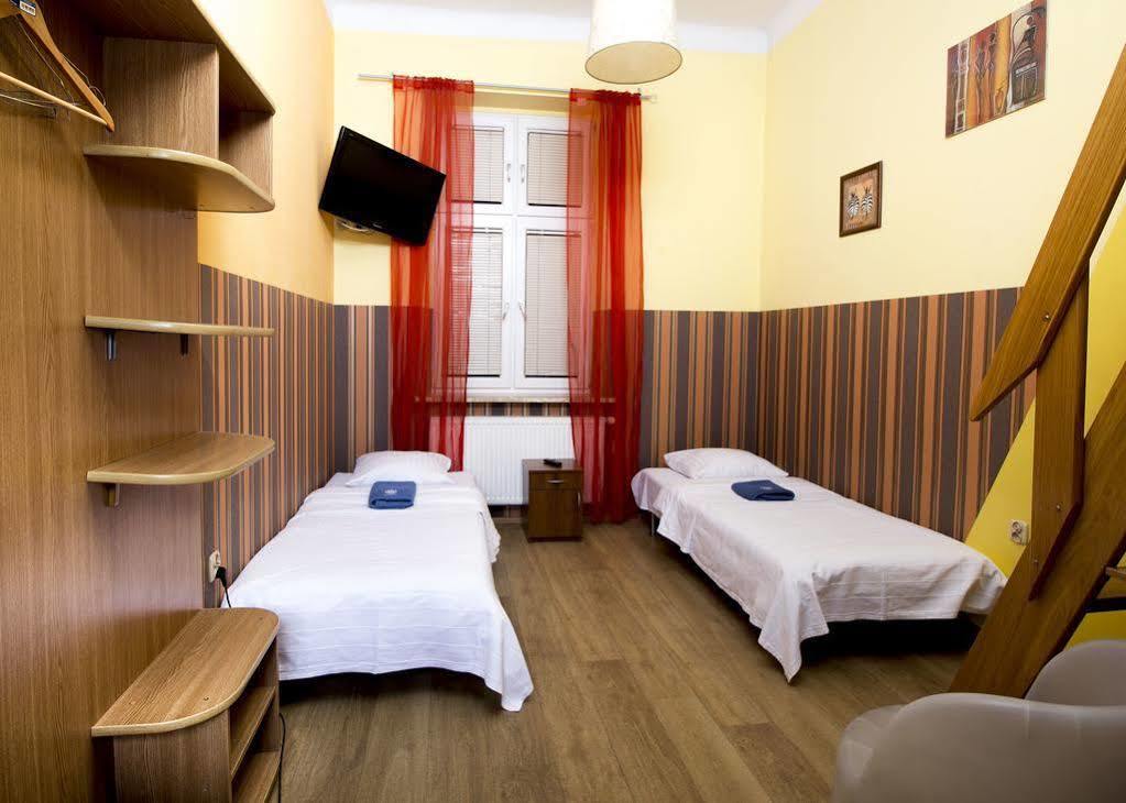 Aparthotel Kadetus Cracóvia Exterior foto